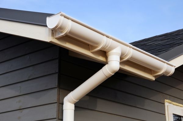 Roof Gutter Replacement in Kenosha