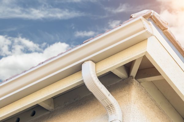 Seamless Gutter Replacement in Kenosha